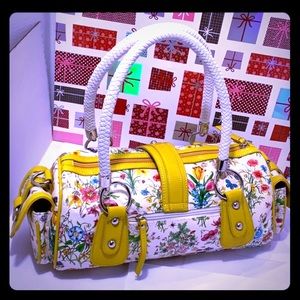 NWOT/NEW CMZ Leather Tubular Floral/Garden Handbag